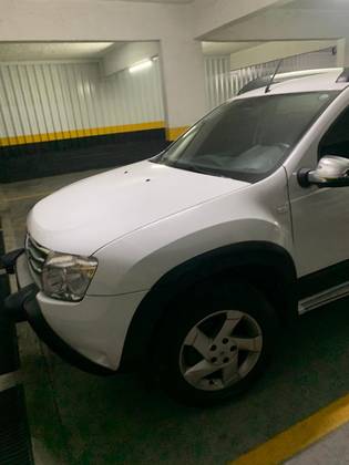 RENAULT DUSTER 2.0 DYNAMIQUE 4X2 16V FLEX 4P AUTOMÁTICO